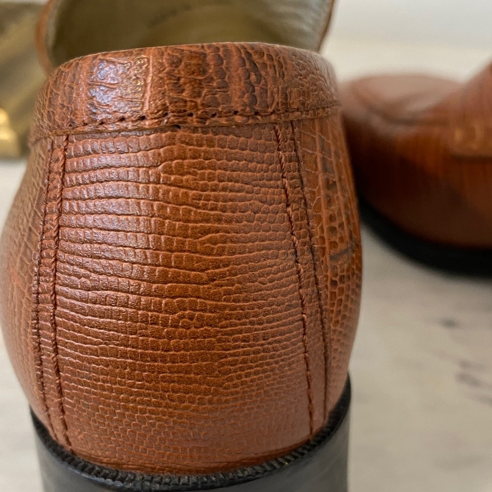 Elegant Tan Crocodile Pattern Platform Shoes - image 7